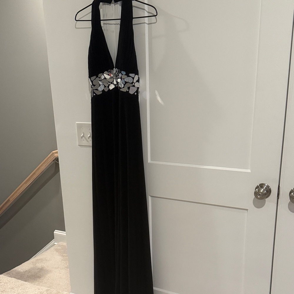 Cache Black Maxi Dress with Silver Accents - Picture 4 of 6